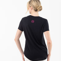 Robin Lisa Signature short sleeve tee shirt.