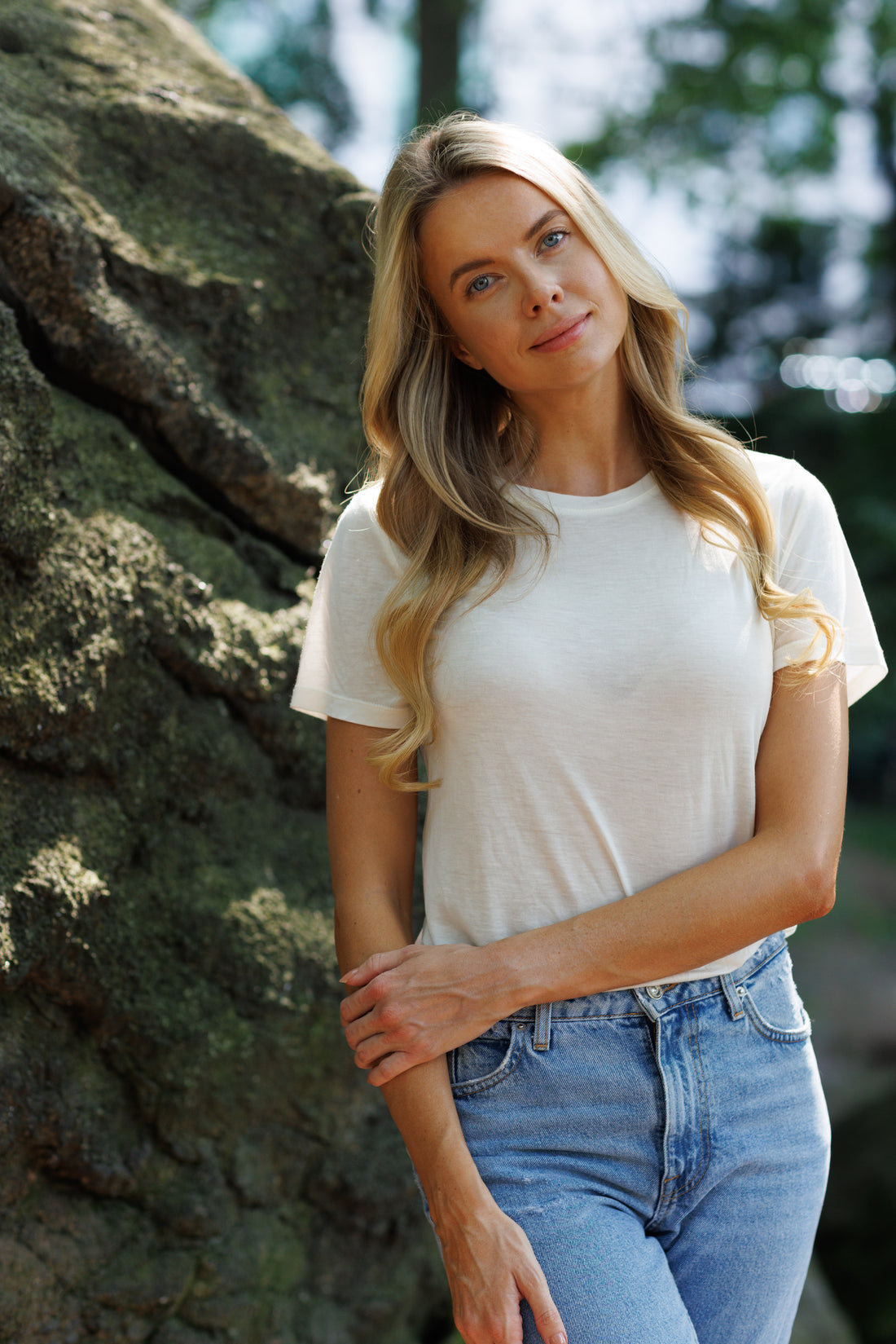 Robin Lisa Signature short sleeve tee shirt.