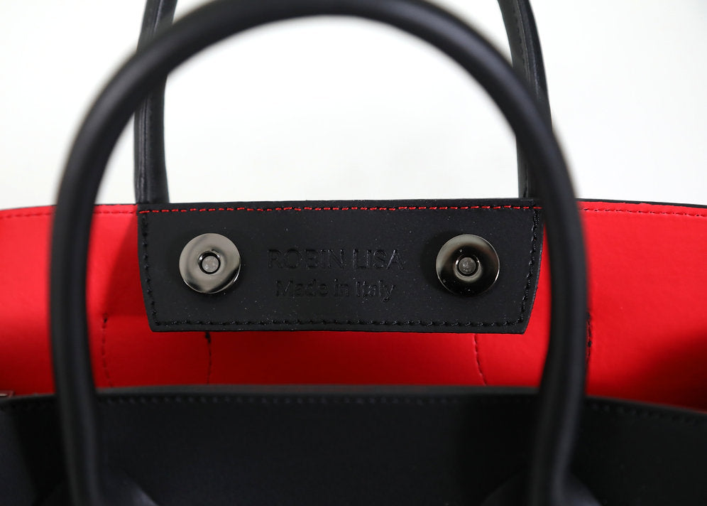 Black Madison Tote With Keychain